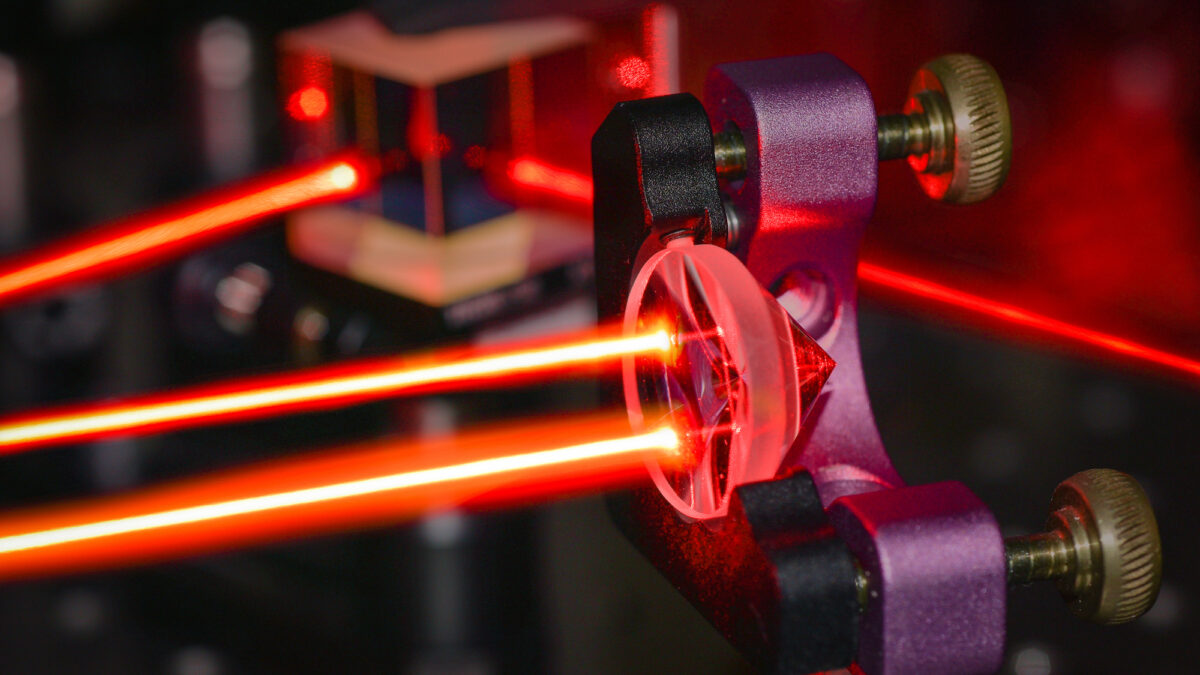 St Andrews researchers take us one step closer to shooting lasers from our eyes