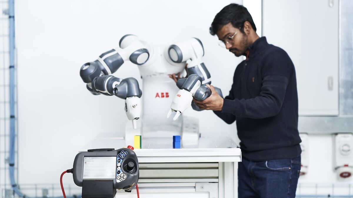 Build it here: Scotland’s £321m opportunity in robotics manufacturing