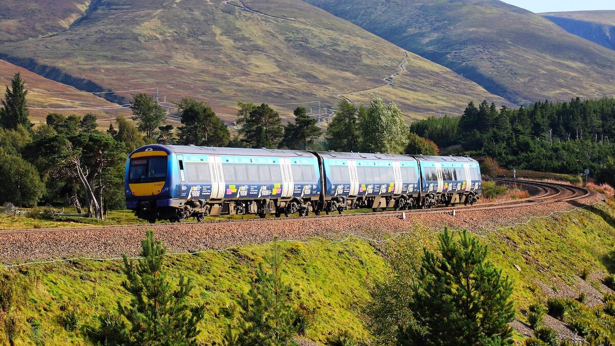 ScotRail trains in the Highlands equipped with satellite communications platform Starlink