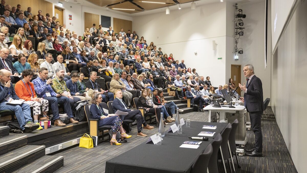 AI represents opportunity to ‘redesign public services and transform lives for the better’