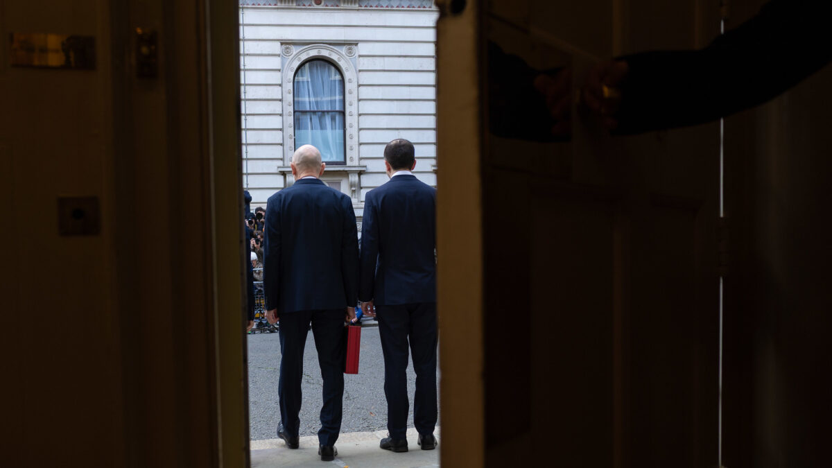 Edinburgh in line for chip design boost as Chancellor sets out £600 million AI package